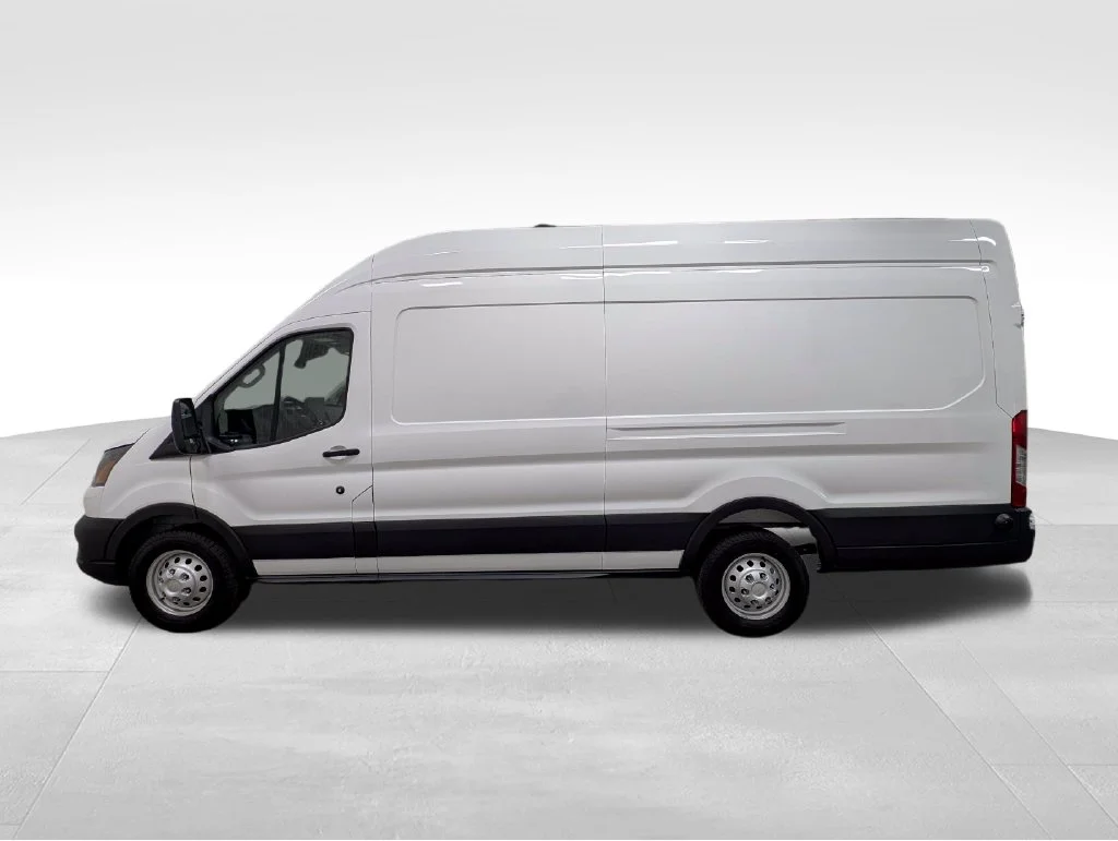 2027 Ford Transit Van Base