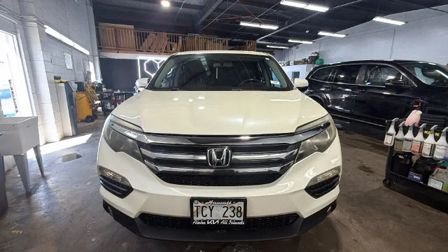 Used 2017 White Honda EX-L image 8