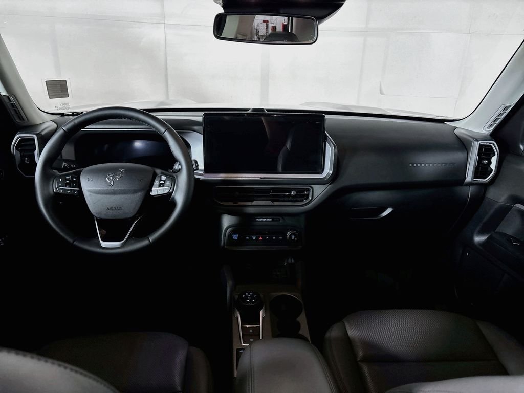 Used 2025 White Ford Badlands image 12