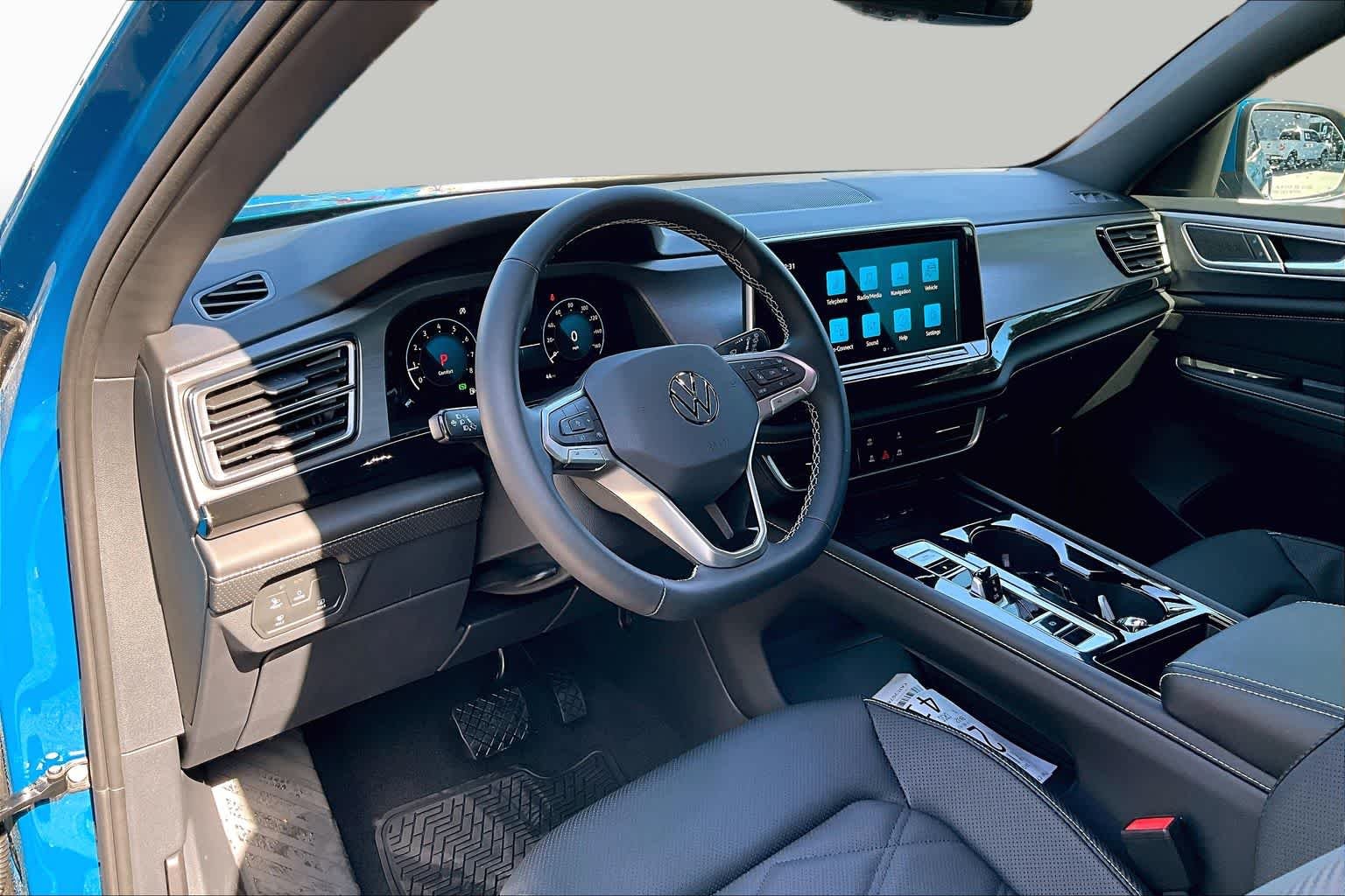 New 2026 Mountain Lake Blue Metallic Volkswagen 2.0T SE W/TECHNOLOGY image 8