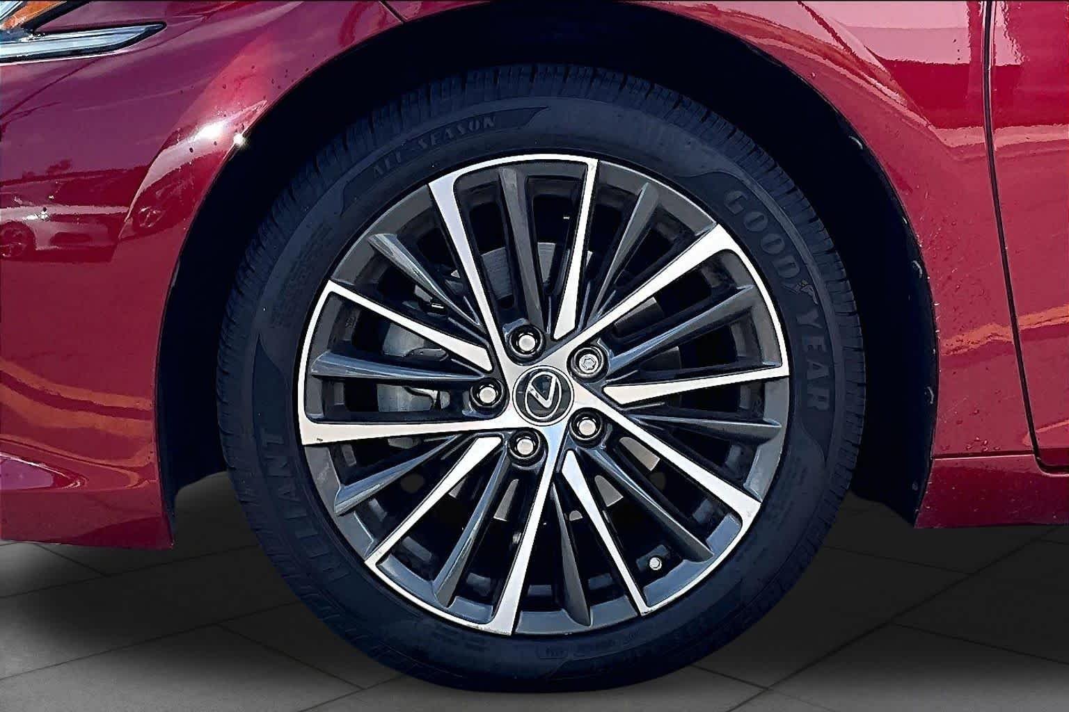 Certified Used 2023 Matador Red Mica Lexus  image 11