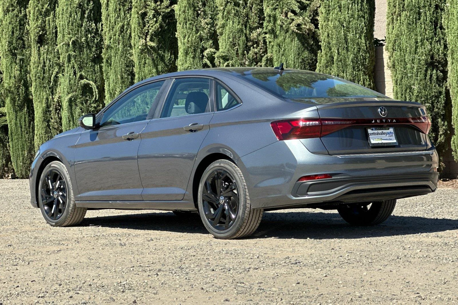 New 2026 Platinum Gray Metallic Volkswagen SE image 6