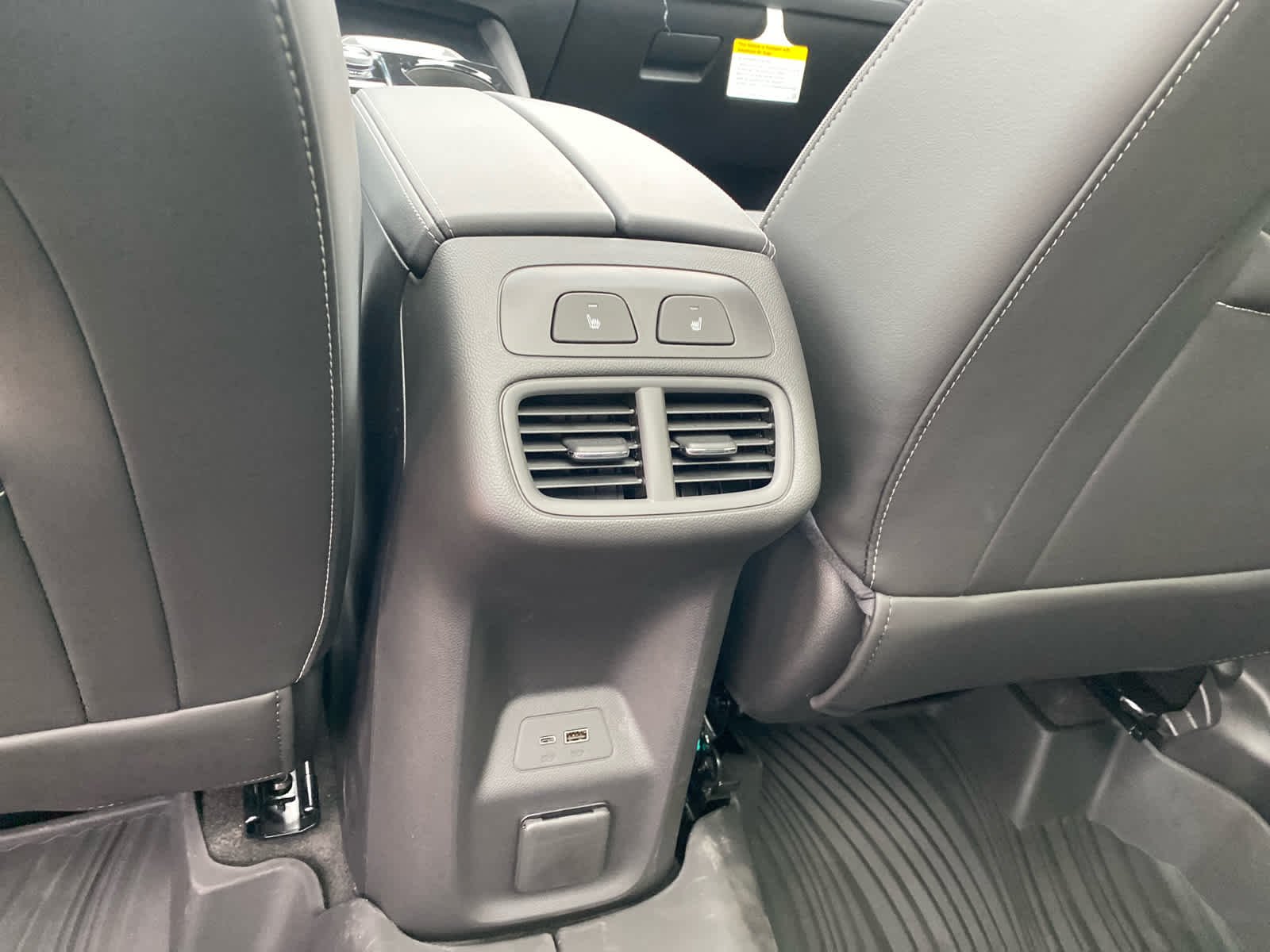 2026 Buick Envision Avenir - Photo 26