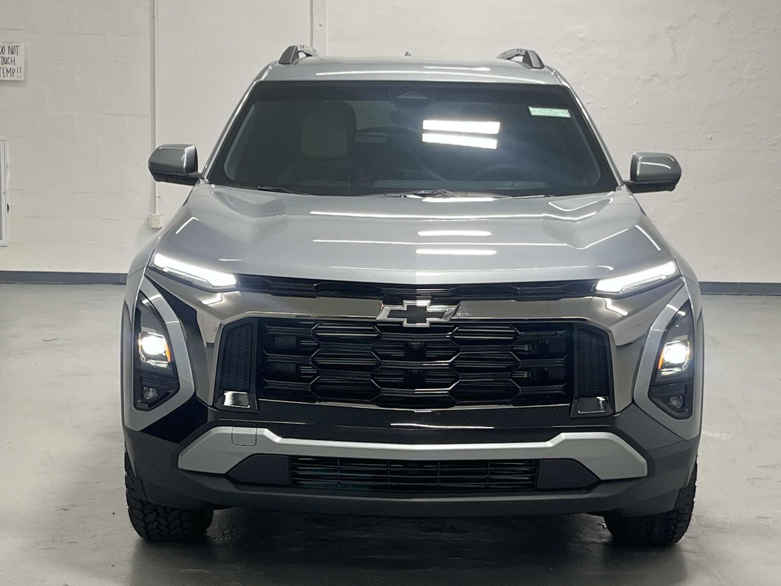 2027 Chevrolet Equinox ACTIV - Photo 3