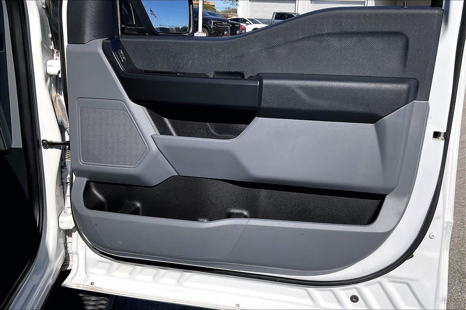 Used 2022 Oxford White Ford XL image 53