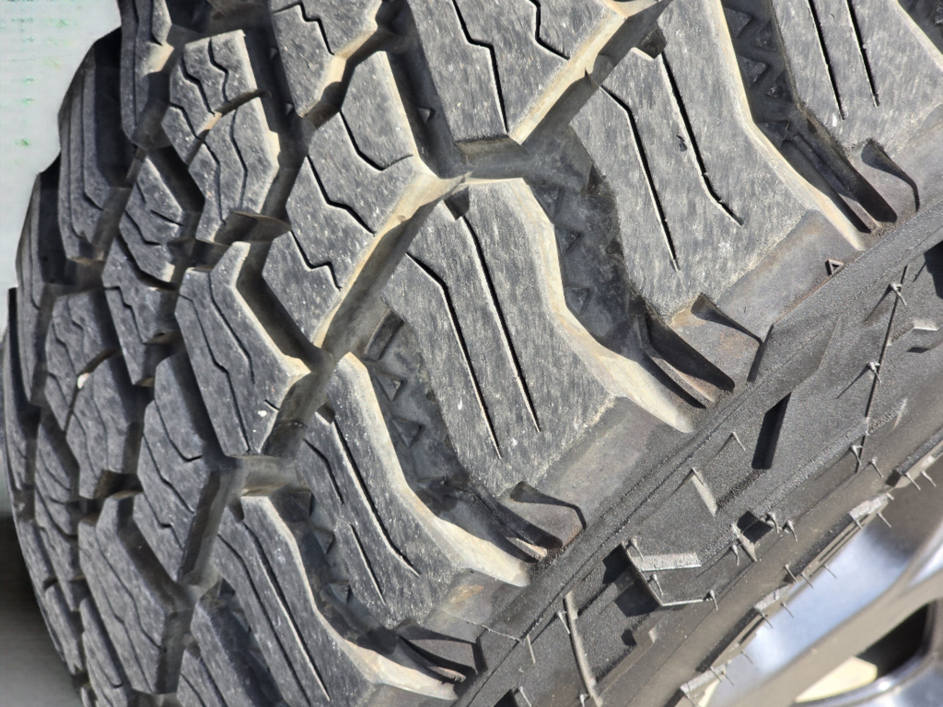 Certified Used 2022 Silver Zynith Clearcoat Jeep Rubicon image 25