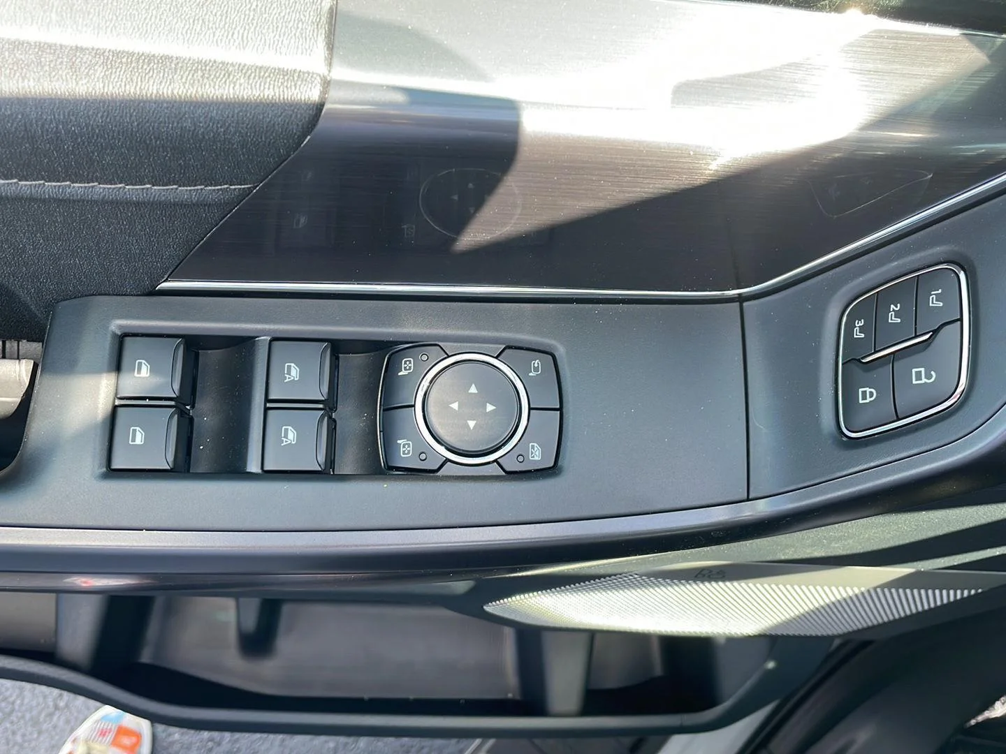 New 2026 Gray Ford LARIAT image 10