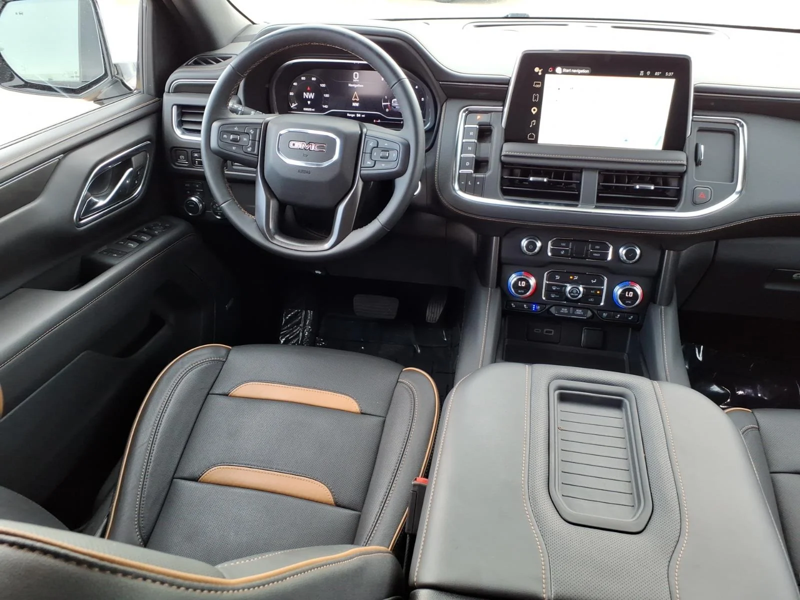 Used 2023 Summit White GMC AT4 image 4