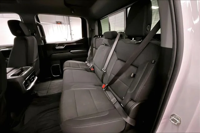 Used 2024 Summit White GMC Elevation image 25