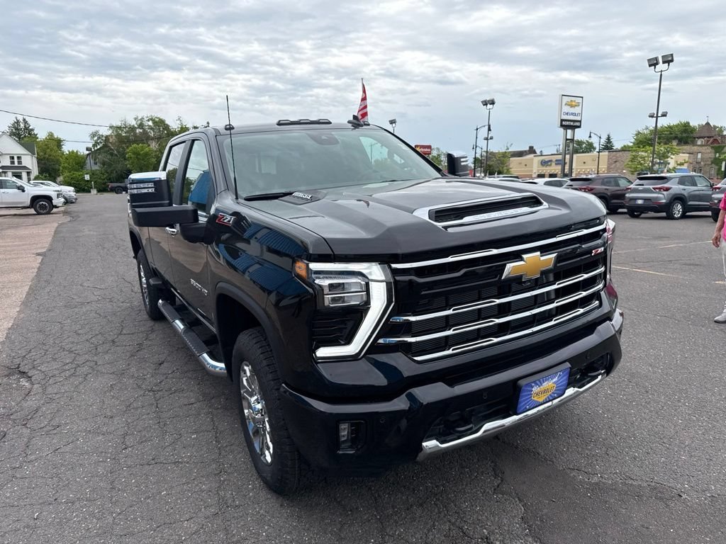 New 2026 Black Chevrolet LT image 4
