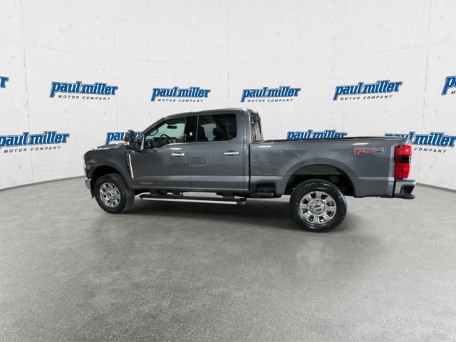 New 2026 Gray Ford Lariat image 7