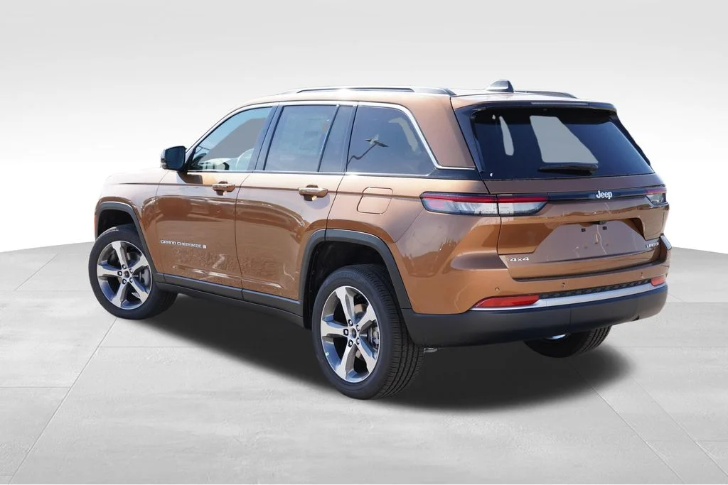 New 2026 Copper Shino Metallic Clearcoat Jeep Limited image 5
