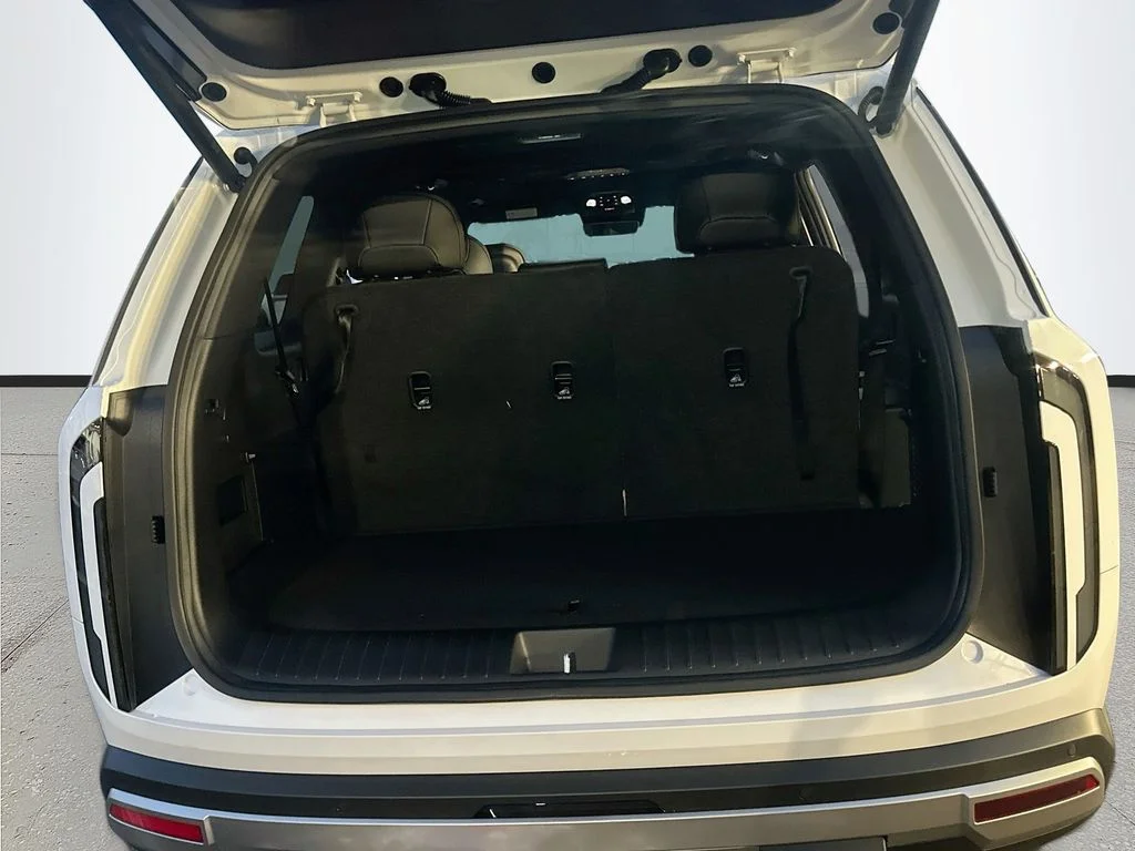 New 2027 Glacial White Pearl Kia EX image 27