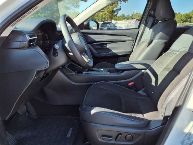 Certified Used 2026 White Mazda 2.5 S Preferred image 17