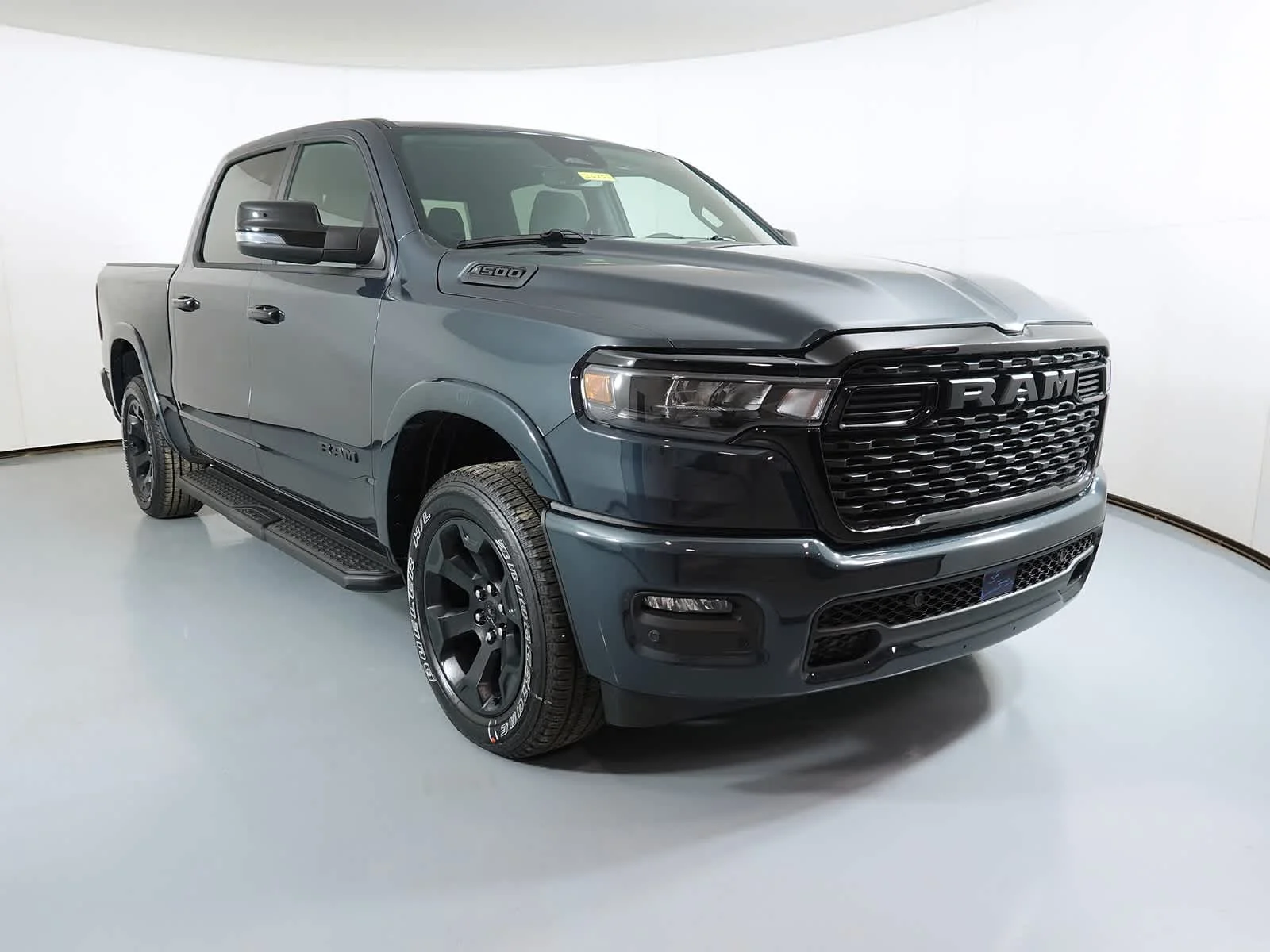 2026 RAM 1500 Big Horn/Lone Star 4x4 Crew Cab 5'7's photo