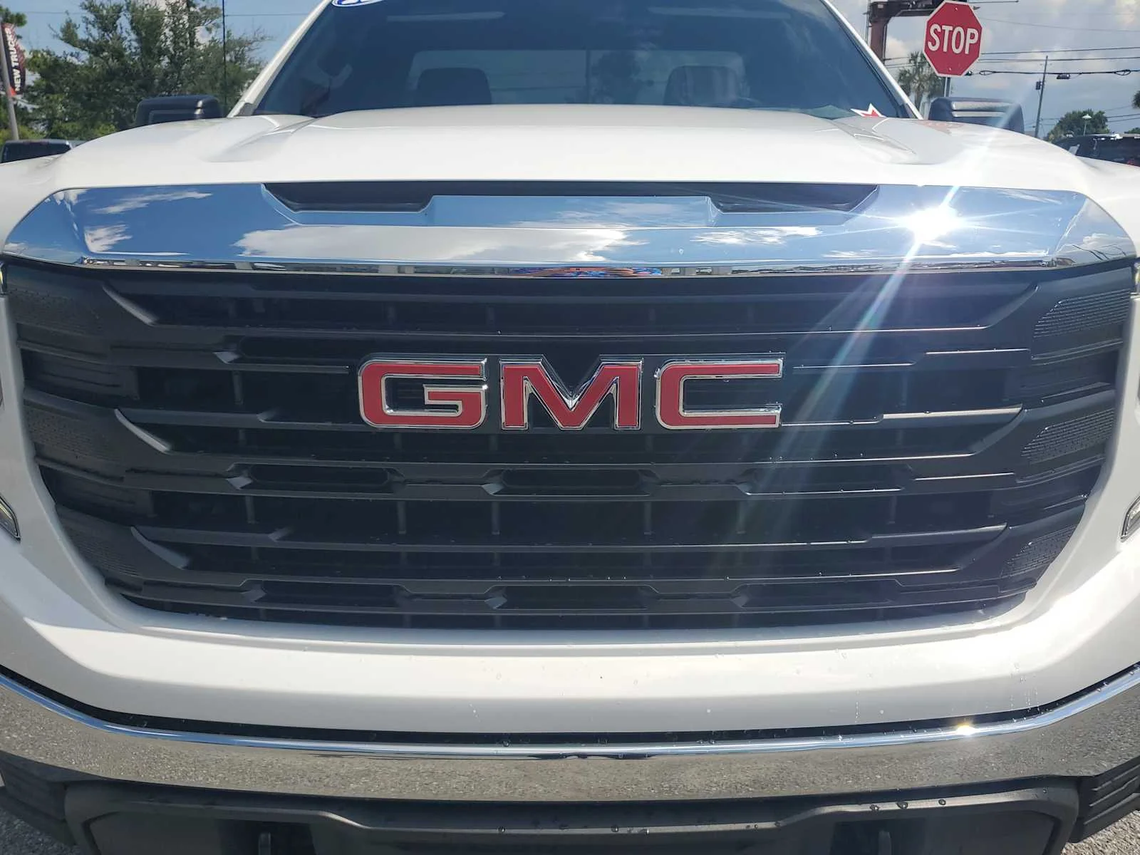 Used 2022 Summit White GMC Pro image 15