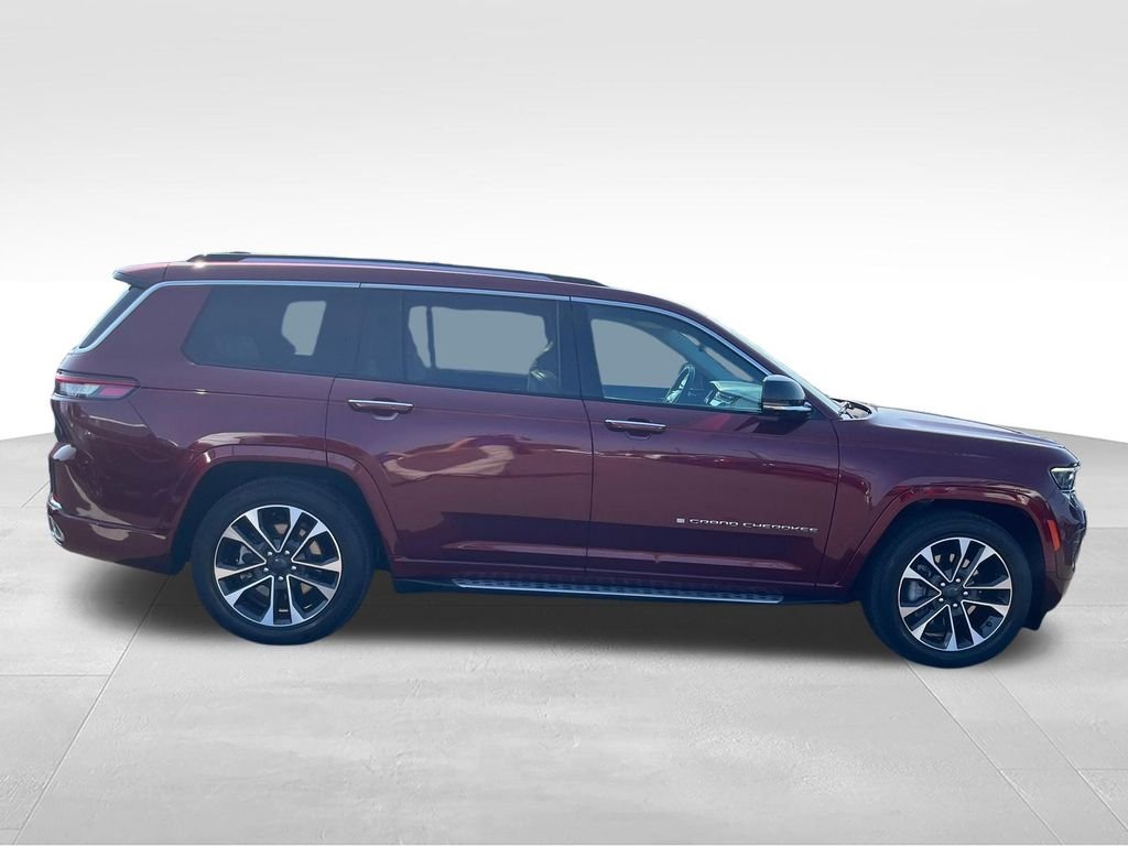 Used 2022 Red Jeep Overland image 6