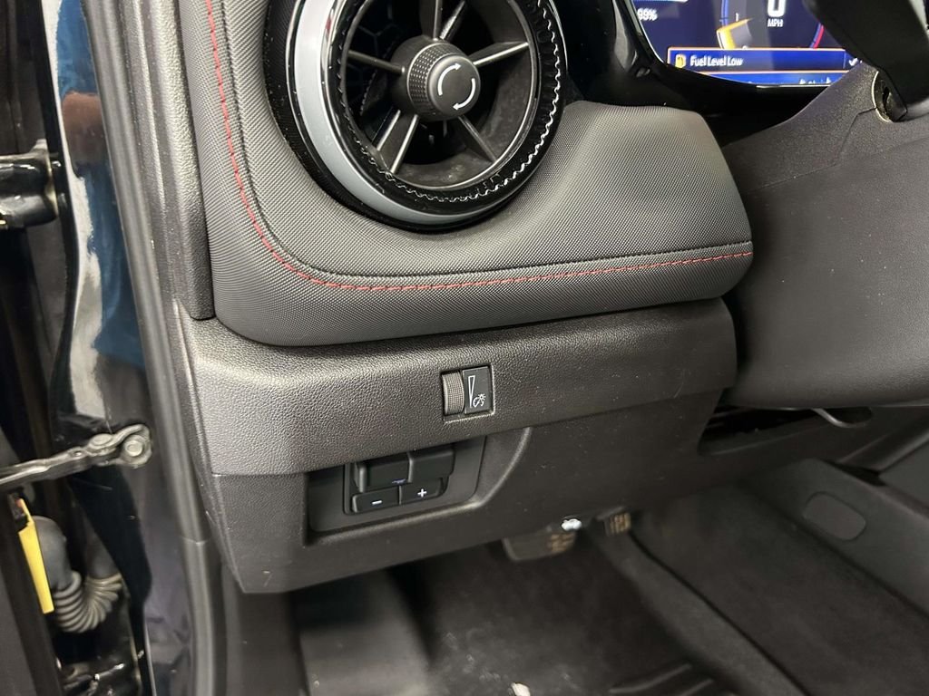 Used 2025 Black Chevrolet Z71 image 18