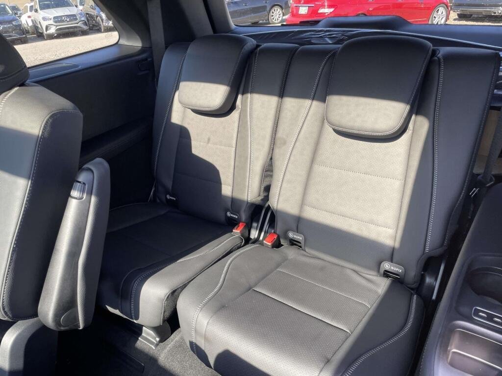 New 2027 MANUFAKTUR Alpine Grey Mercedes-Benz GLS 450 image 17