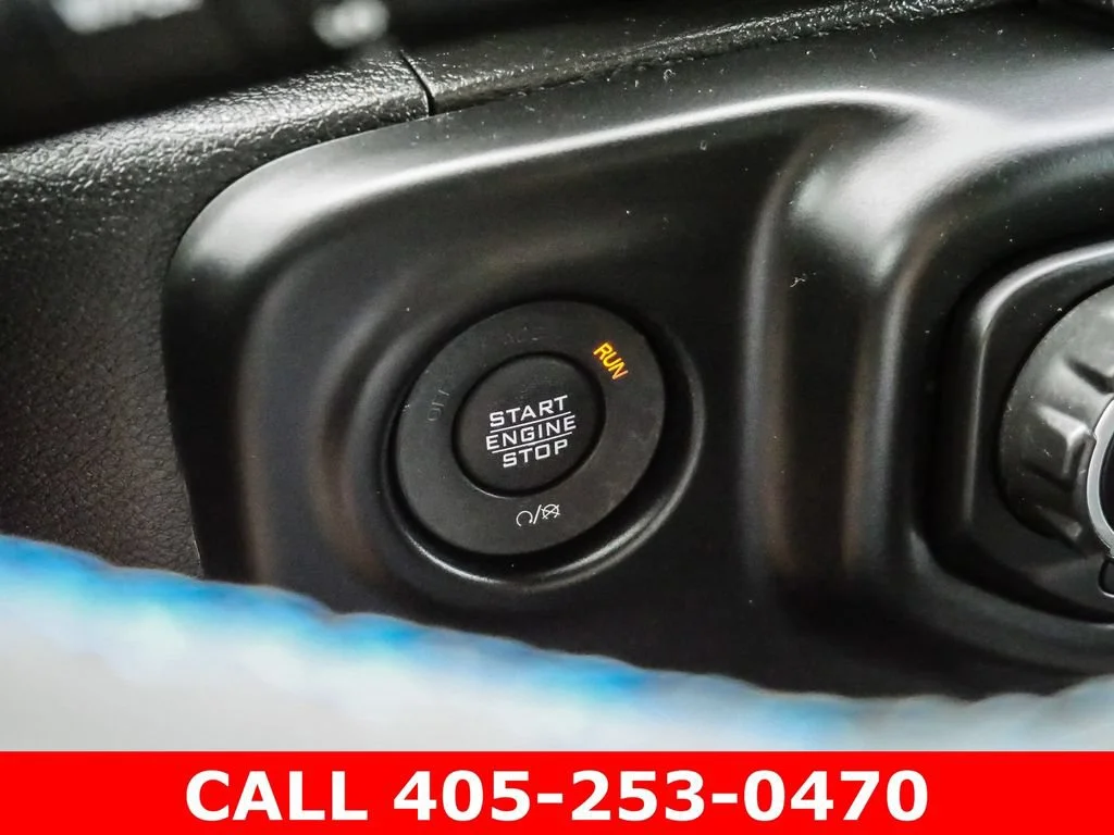 Used 2023 Silver Jeep Rubicon 4x4 image 39