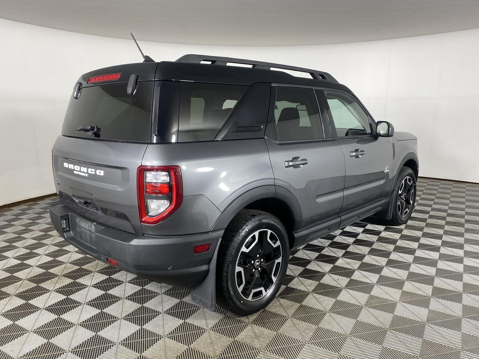 Used 2023 Carbonized Gray Ford Outer Banks image 9
