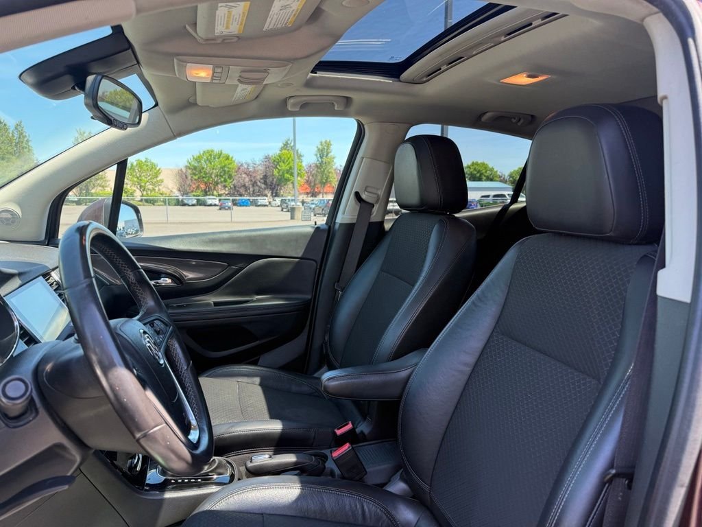 Used 2017 Black Cherry Metallic Buick Sport Touring image 9