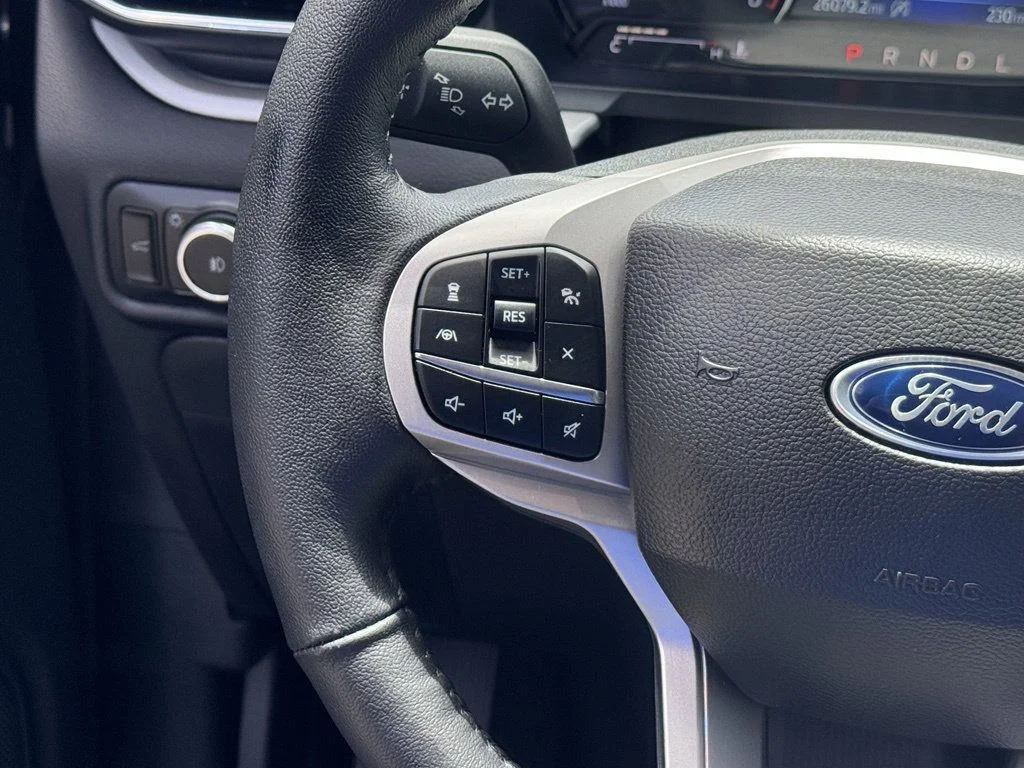 Used 2023 Blue Ford XLT image 17