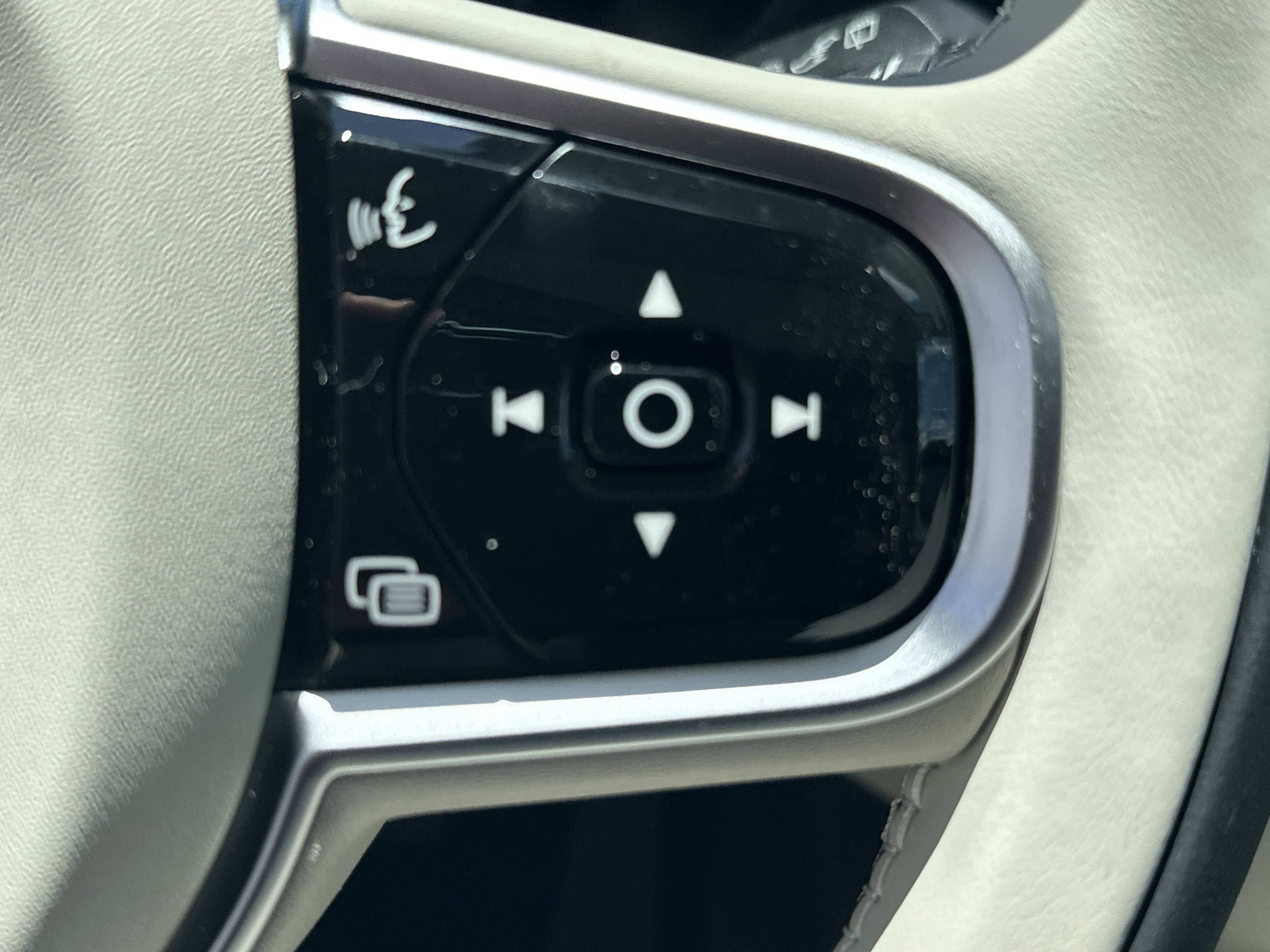 New 2026  Volvo Ultra image 22