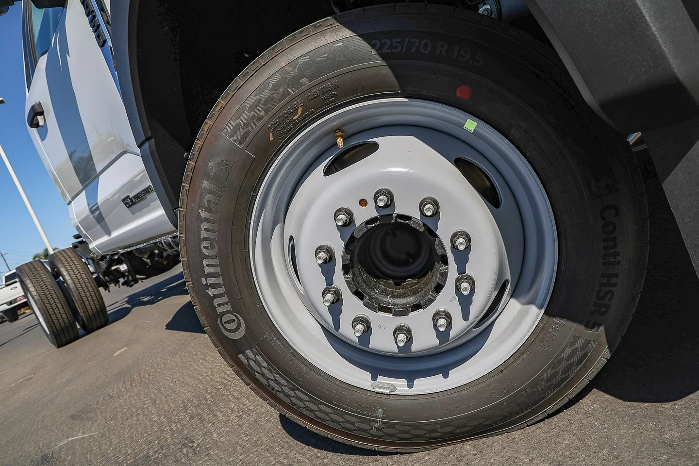 New 2026 Oxford White Ford F-450® XL image 2