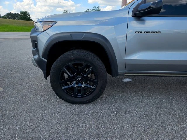 Used 2024 Gray Chevrolet Trail Boss image 27