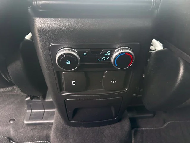 Used 2023 Green Ford XLT image 22