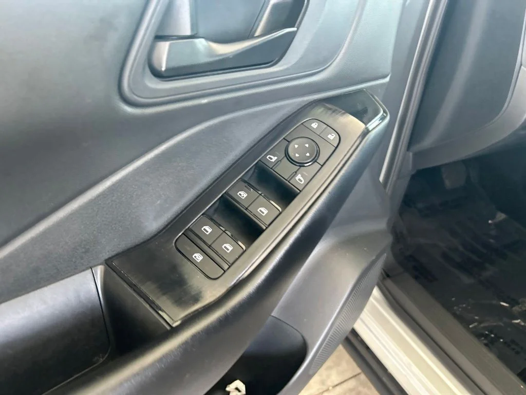 Used 2024 Silver Nissan S image 36