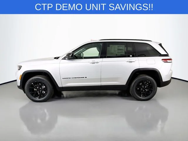 New 2025 Silver Jeep Altitude X image 4