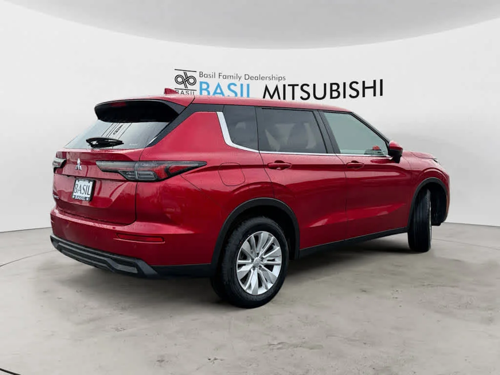 New 2026 Red Diamond Mitsubishi ES 1.5T S-AWC image 3