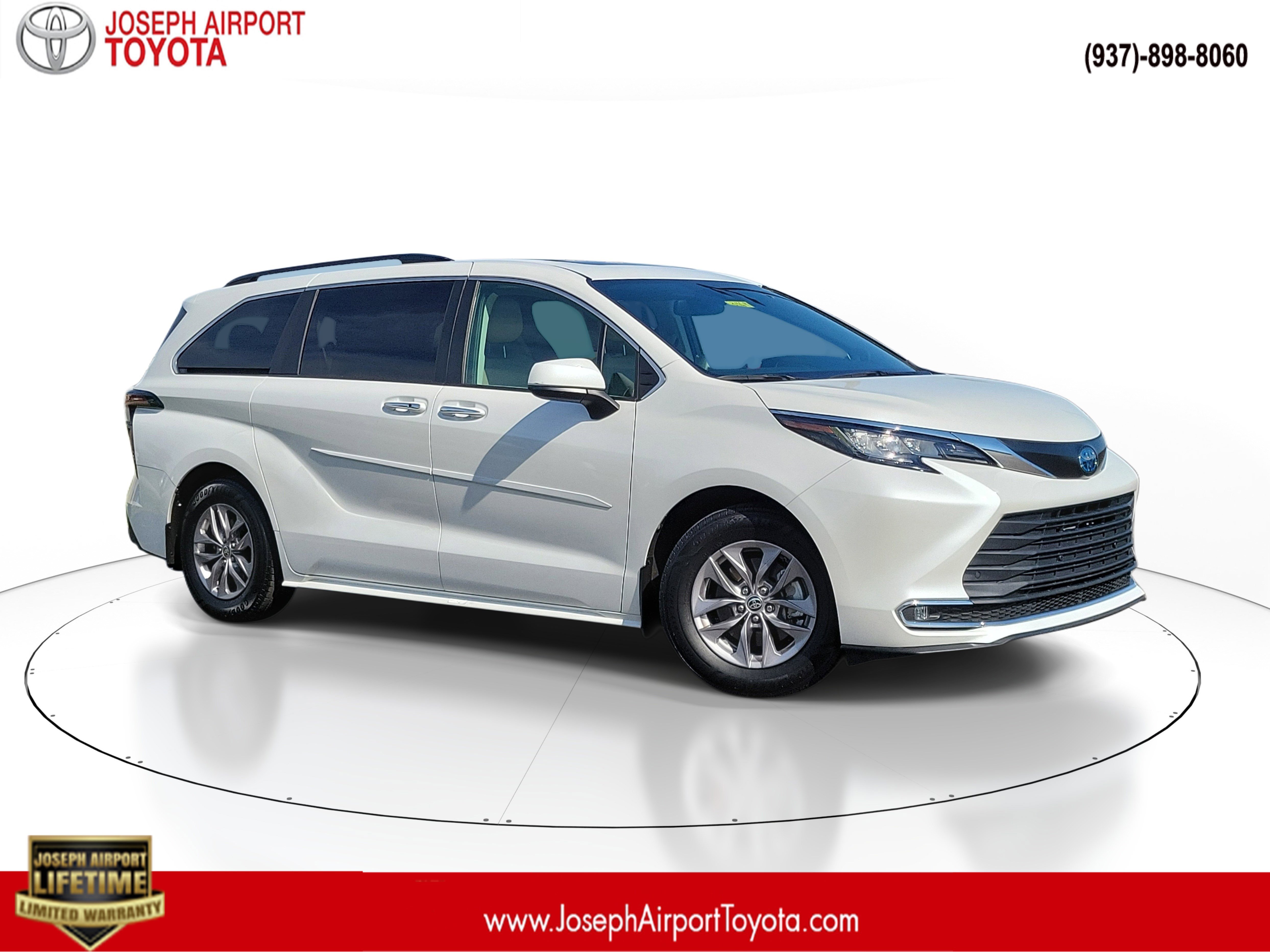 2023 Toyota Sienna XLE 7-Passenger AWD