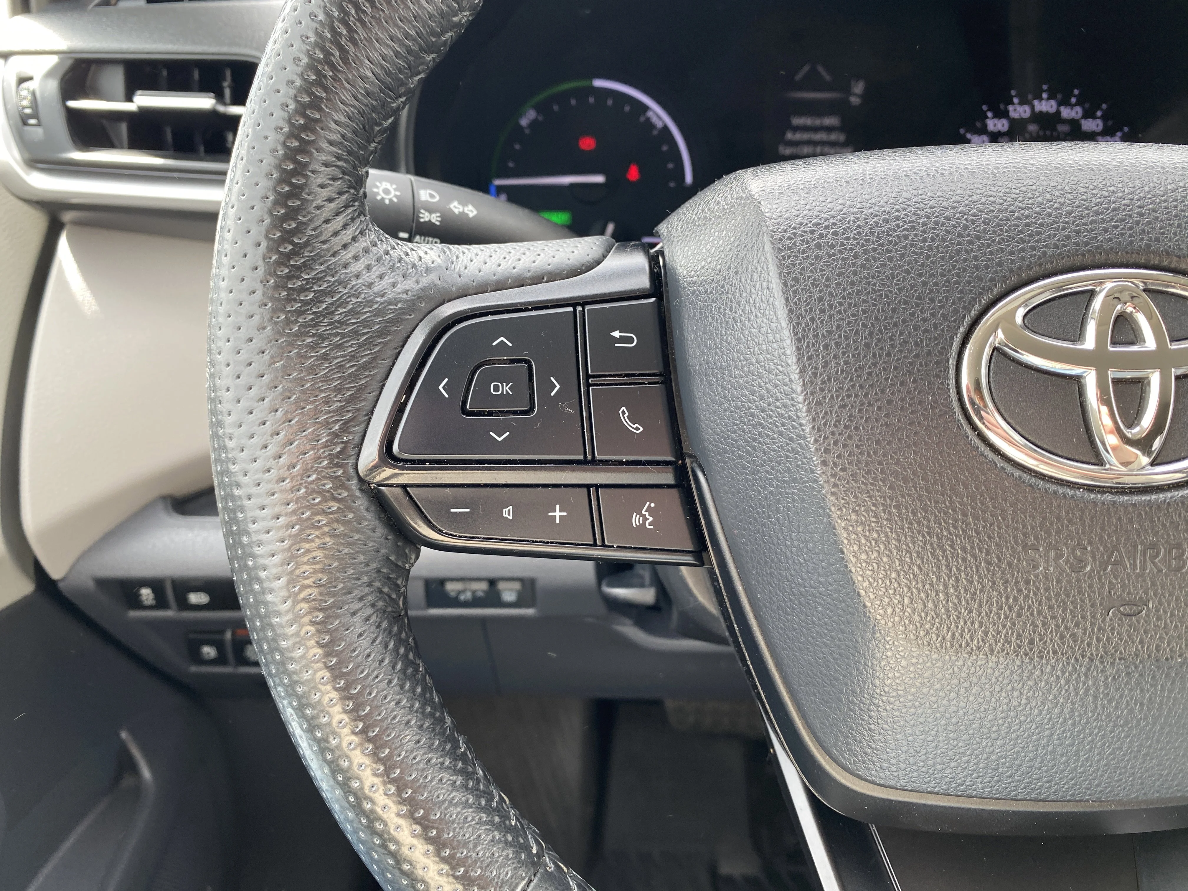Certified Used 2022 White Toyota LE AWD image 12