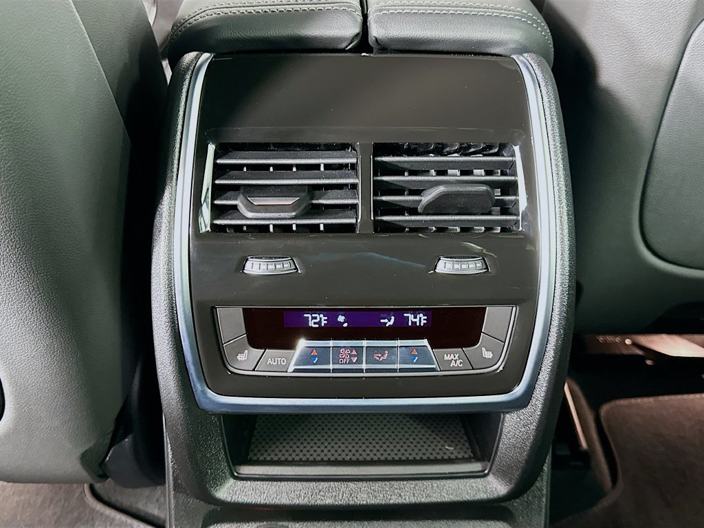 Used 2026 Black Sapphire Metallic BMW xDrive40i image 18