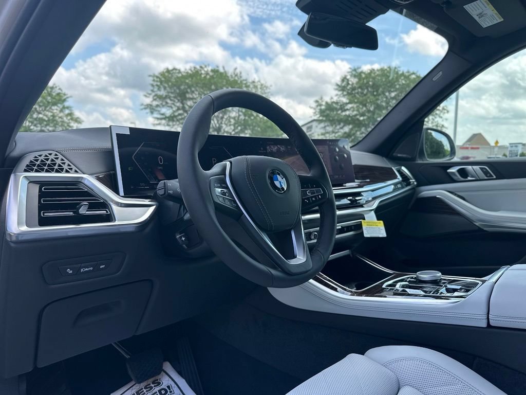 2026 BMW X5 40i - Photo 16