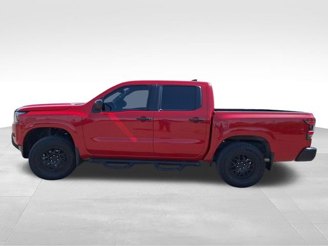 Used 2022 Red Nissan S image 5