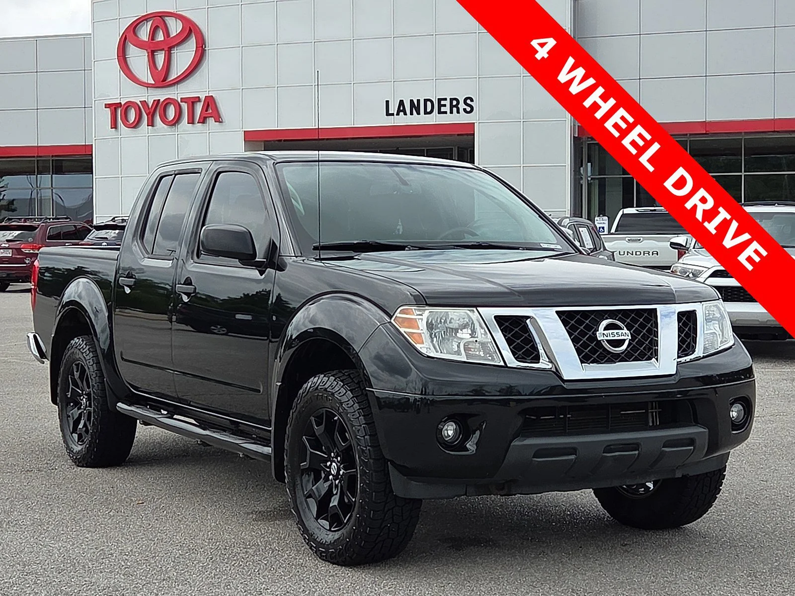 2019 Nissan Frontier 4.0 SV Crew Cab 4X4 AT SWB's photo
