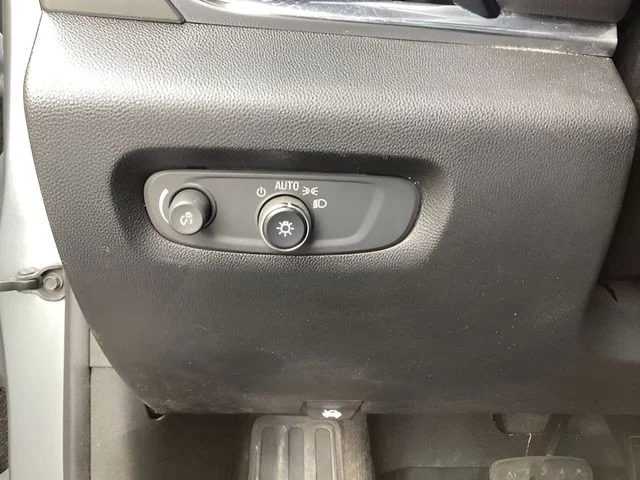 Used 2023 Gray Chevrolet LT Leather image 29
