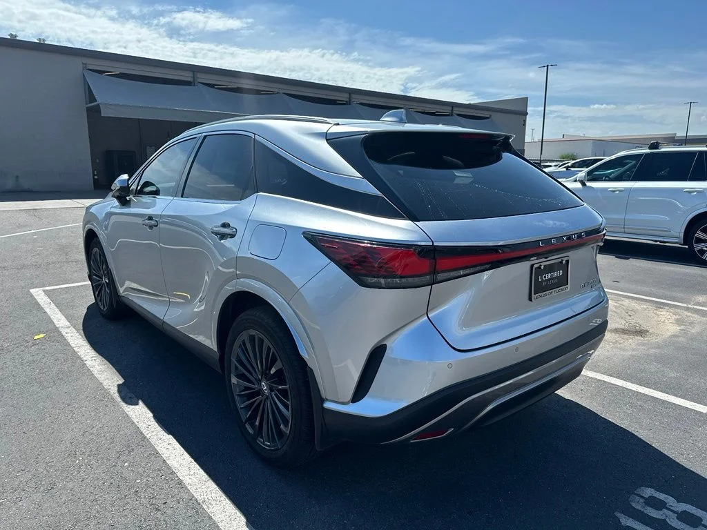 Used 2025 Silver Lexus 350h Premium image 4