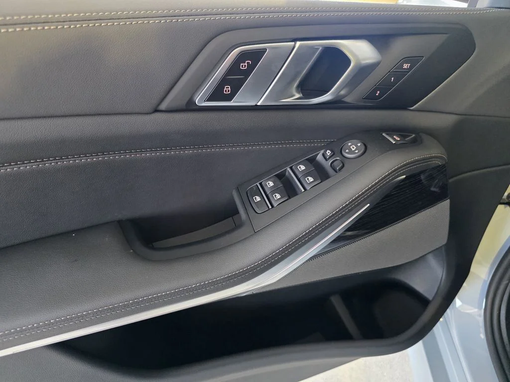 New 2026 Gray BMW sDrive40i image 17