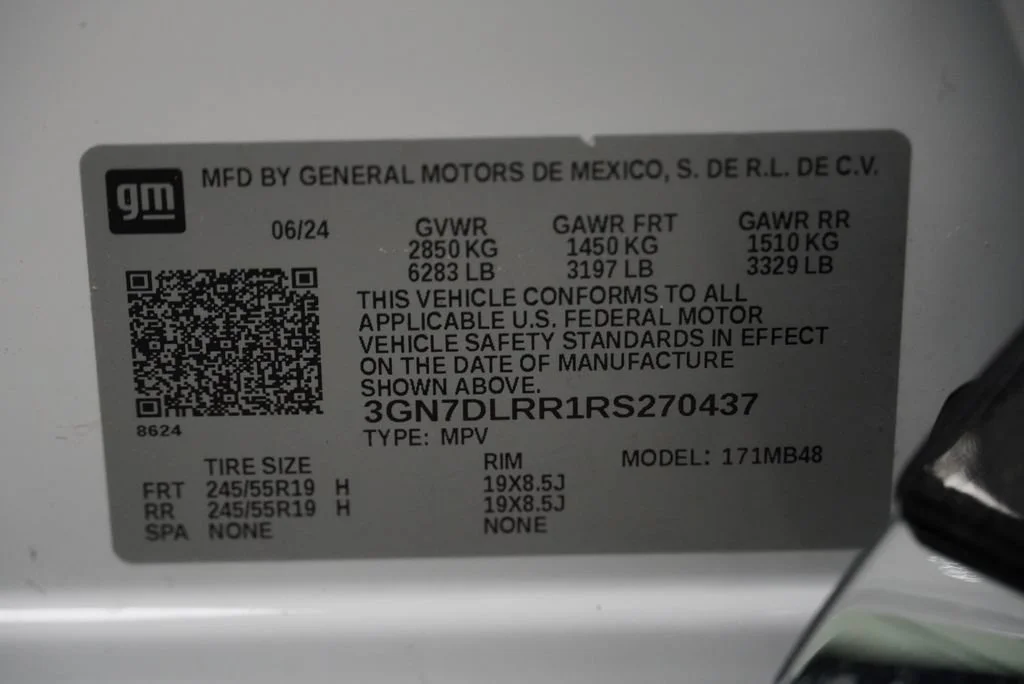 Certified Used 2024 Summit White Chevrolet 2LT image 41
