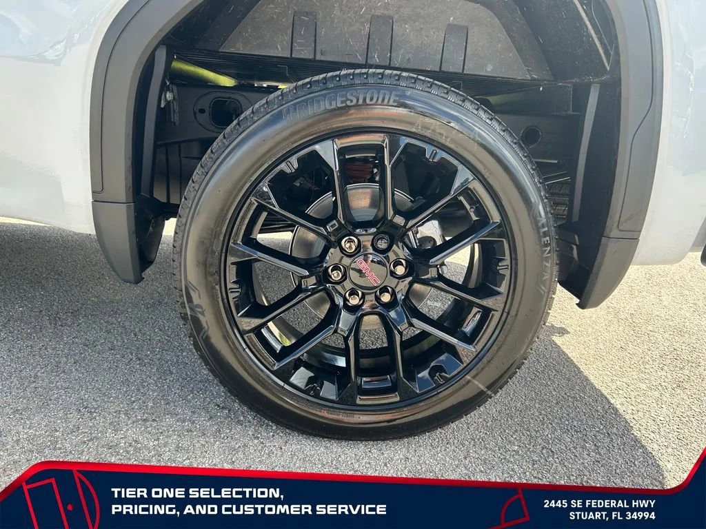 New 2026 Glacier White Tricoat GMC Denali image 9