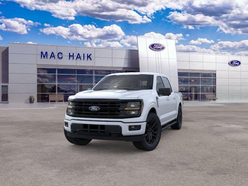 New 2026 Oxford White Ford XLT image 2