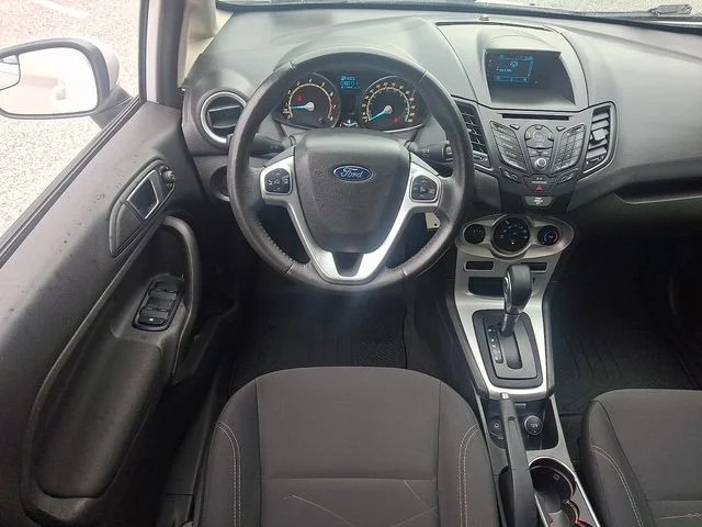 Used 2016 White Ford SE image 11
