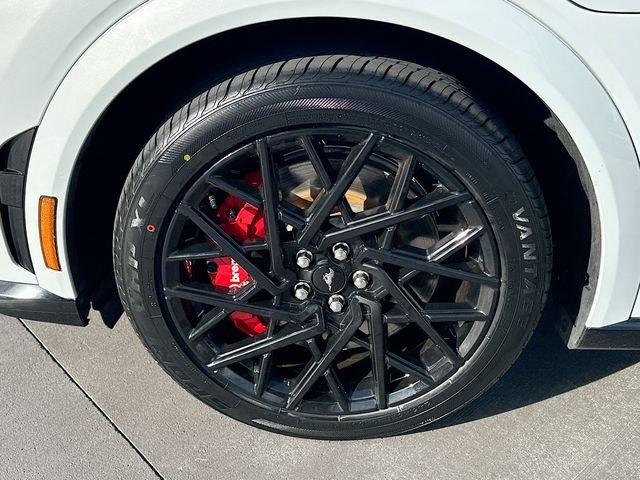Used 2023 White Ford GT image 32