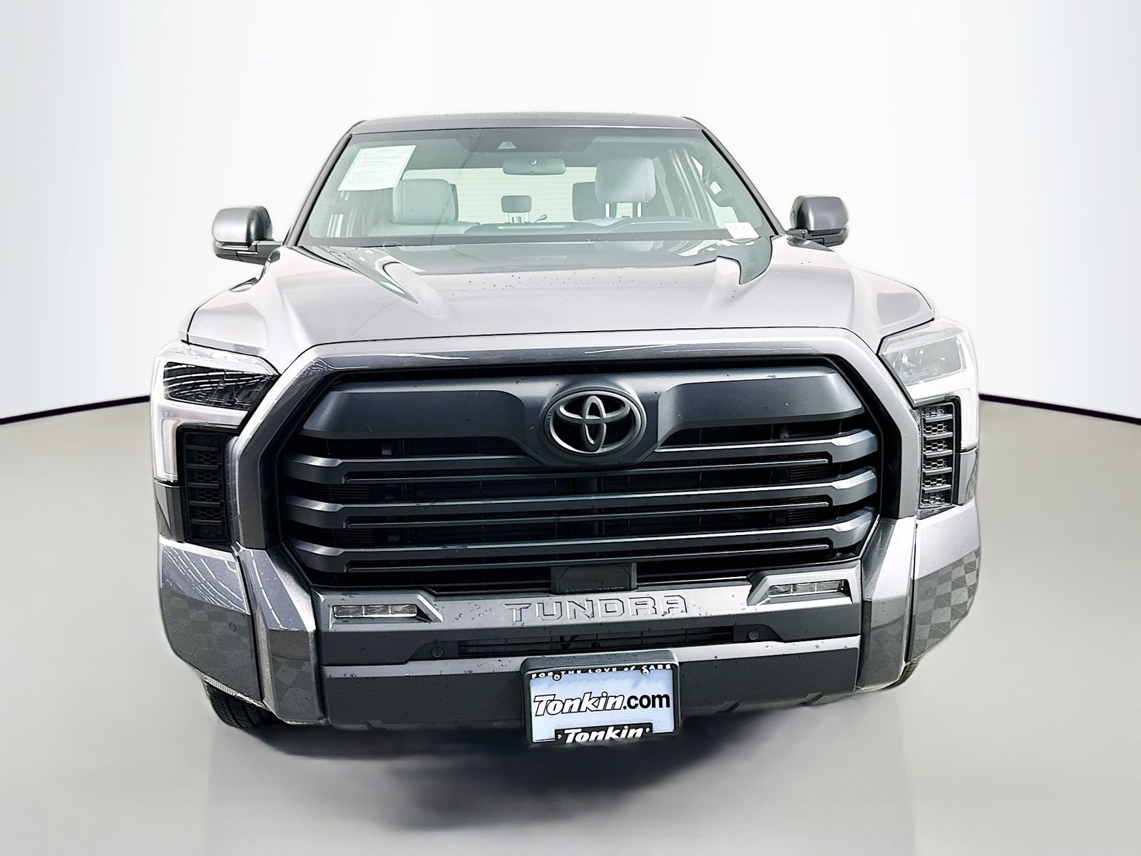 Used 2025 Magnetic Gray Metallic Toyota SR5 image 2