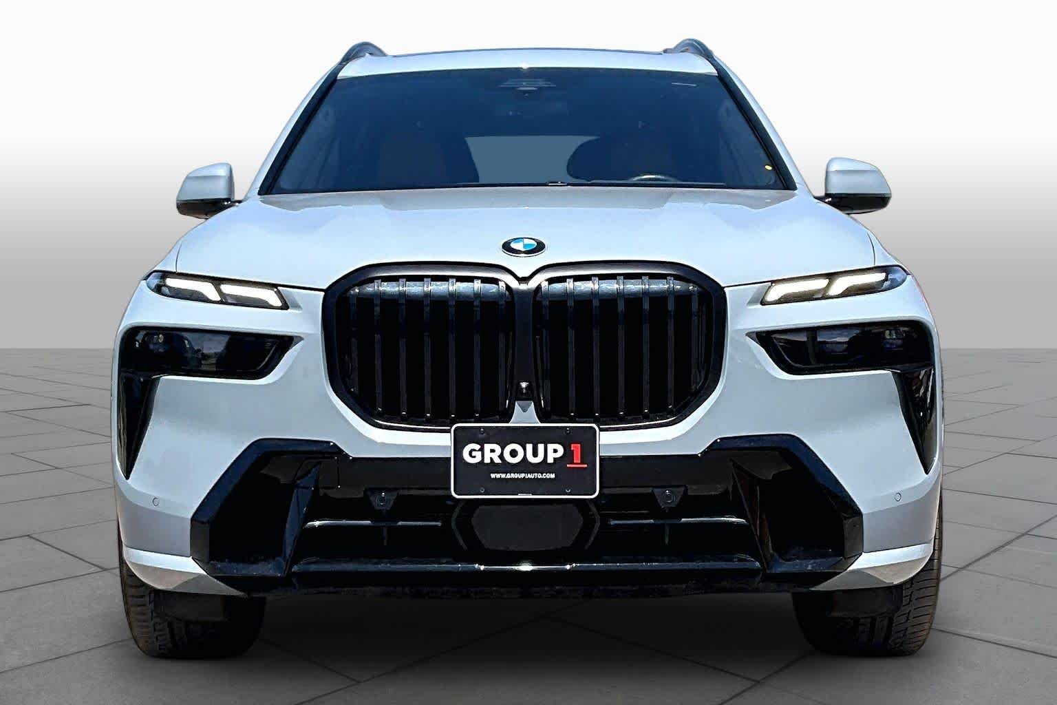 Used 2024 Brooklyn Grey Metallic BMW xDrive40i image 4